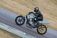 Rockingham-no-limits-trackday;enduro-digital-images;event-digital-images;eventdigitalimages;no-limits-trackdays;peter-wileman-photography;racing-digital-images;rockingham-raceway-northamptonshire;rockingham-trackday-photographs;trackday-digital-images;trackday-photos