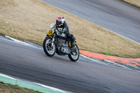 Rockingham-no-limits-trackday;enduro-digital-images;event-digital-images;eventdigitalimages;no-limits-trackdays;peter-wileman-photography;racing-digital-images;rockingham-raceway-northamptonshire;rockingham-trackday-photographs;trackday-digital-images;trackday-photos