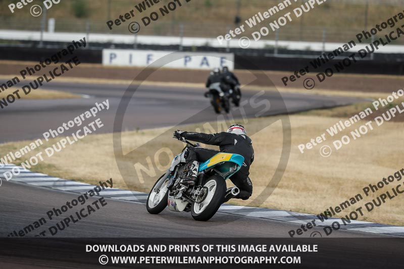 Rockingham no limits trackday;enduro digital images;event digital images;eventdigitalimages;no limits trackdays;peter wileman photography;racing digital images;rockingham raceway northamptonshire;rockingham trackday photographs;trackday digital images;trackday photos