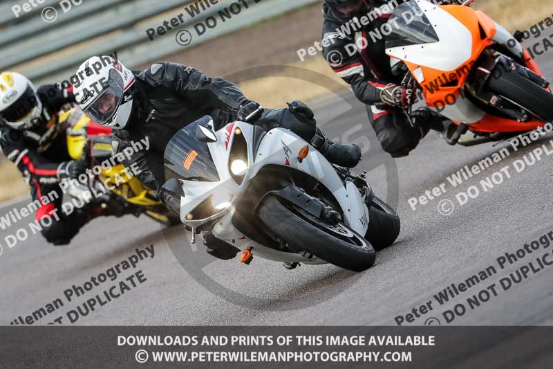 Rockingham no limits trackday;enduro digital images;event digital images;eventdigitalimages;no limits trackdays;peter wileman photography;racing digital images;rockingham raceway northamptonshire;rockingham trackday photographs;trackday digital images;trackday photos