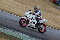 Rockingham-no-limits-trackday;enduro-digital-images;event-digital-images;eventdigitalimages;no-limits-trackdays;peter-wileman-photography;racing-digital-images;rockingham-raceway-northamptonshire;rockingham-trackday-photographs;trackday-digital-images;trackday-photos