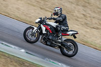 Rockingham-no-limits-trackday;enduro-digital-images;event-digital-images;eventdigitalimages;no-limits-trackdays;peter-wileman-photography;racing-digital-images;rockingham-raceway-northamptonshire;rockingham-trackday-photographs;trackday-digital-images;trackday-photos