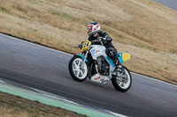 Rockingham-no-limits-trackday;enduro-digital-images;event-digital-images;eventdigitalimages;no-limits-trackdays;peter-wileman-photography;racing-digital-images;rockingham-raceway-northamptonshire;rockingham-trackday-photographs;trackday-digital-images;trackday-photos