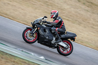 Rockingham-no-limits-trackday;enduro-digital-images;event-digital-images;eventdigitalimages;no-limits-trackdays;peter-wileman-photography;racing-digital-images;rockingham-raceway-northamptonshire;rockingham-trackday-photographs;trackday-digital-images;trackday-photos