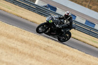 Rockingham-no-limits-trackday;enduro-digital-images;event-digital-images;eventdigitalimages;no-limits-trackdays;peter-wileman-photography;racing-digital-images;rockingham-raceway-northamptonshire;rockingham-trackday-photographs;trackday-digital-images;trackday-photos