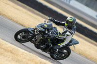 Rockingham-no-limits-trackday;enduro-digital-images;event-digital-images;eventdigitalimages;no-limits-trackdays;peter-wileman-photography;racing-digital-images;rockingham-raceway-northamptonshire;rockingham-trackday-photographs;trackday-digital-images;trackday-photos