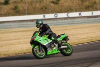 Rockingham-no-limits-trackday;enduro-digital-images;event-digital-images;eventdigitalimages;no-limits-trackdays;peter-wileman-photography;racing-digital-images;rockingham-raceway-northamptonshire;rockingham-trackday-photographs;trackday-digital-images;trackday-photos