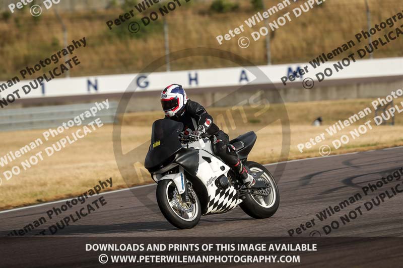 Rockingham no limits trackday;enduro digital images;event digital images;eventdigitalimages;no limits trackdays;peter wileman photography;racing digital images;rockingham raceway northamptonshire;rockingham trackday photographs;trackday digital images;trackday photos