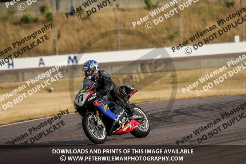 Rockingham no limits trackday;enduro digital images;event digital images;eventdigitalimages;no limits trackdays;peter wileman photography;racing digital images;rockingham raceway northamptonshire;rockingham trackday photographs;trackday digital images;trackday photos