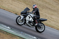 Rockingham-no-limits-trackday;enduro-digital-images;event-digital-images;eventdigitalimages;no-limits-trackdays;peter-wileman-photography;racing-digital-images;rockingham-raceway-northamptonshire;rockingham-trackday-photographs;trackday-digital-images;trackday-photos