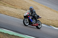 Rockingham-no-limits-trackday;enduro-digital-images;event-digital-images;eventdigitalimages;no-limits-trackdays;peter-wileman-photography;racing-digital-images;rockingham-raceway-northamptonshire;rockingham-trackday-photographs;trackday-digital-images;trackday-photos