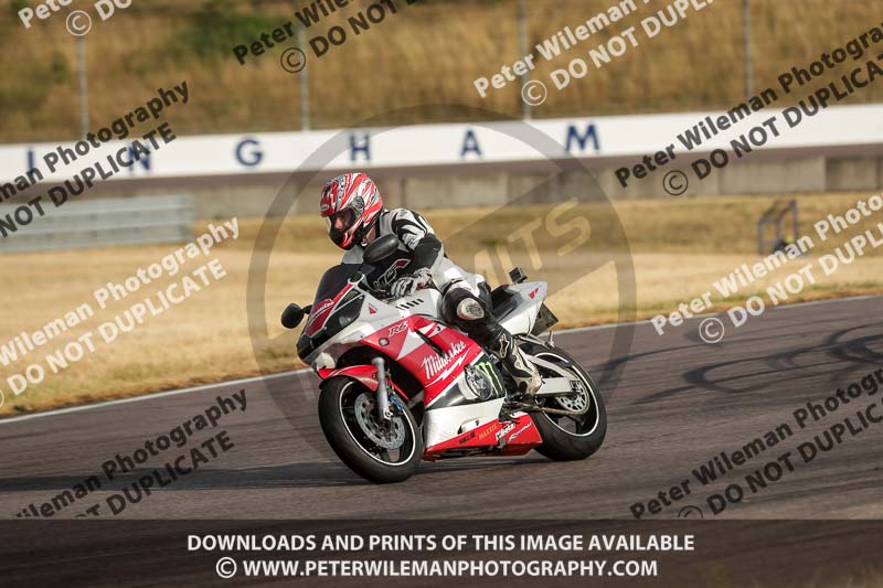 Rockingham no limits trackday;enduro digital images;event digital images;eventdigitalimages;no limits trackdays;peter wileman photography;racing digital images;rockingham raceway northamptonshire;rockingham trackday photographs;trackday digital images;trackday photos