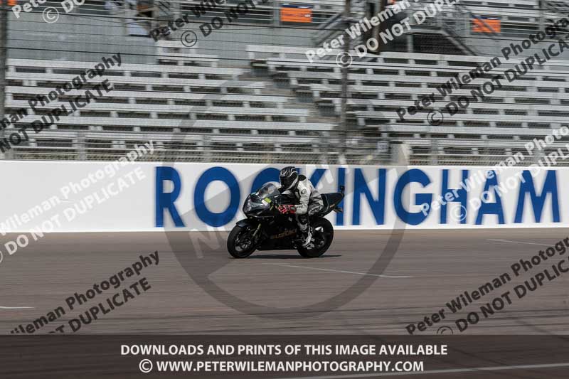Rockingham no limits trackday;enduro digital images;event digital images;eventdigitalimages;no limits trackdays;peter wileman photography;racing digital images;rockingham raceway northamptonshire;rockingham trackday photographs;trackday digital images;trackday photos