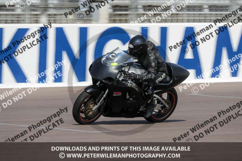 Rockingham no limits trackday;enduro digital images;event digital images;eventdigitalimages;no limits trackdays;peter wileman photography;racing digital images;rockingham raceway northamptonshire;rockingham trackday photographs;trackday digital images;trackday photos