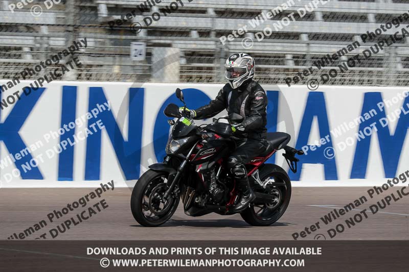 Rockingham no limits trackday;enduro digital images;event digital images;eventdigitalimages;no limits trackdays;peter wileman photography;racing digital images;rockingham raceway northamptonshire;rockingham trackday photographs;trackday digital images;trackday photos
