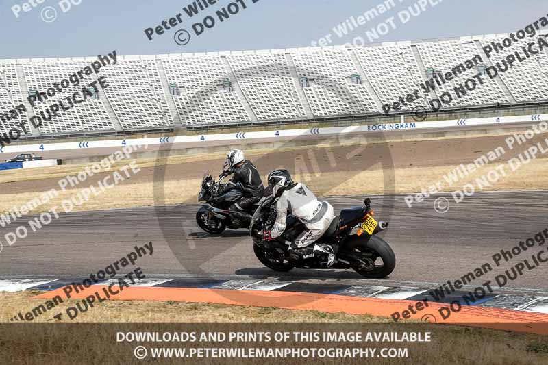 Rockingham no limits trackday;enduro digital images;event digital images;eventdigitalimages;no limits trackdays;peter wileman photography;racing digital images;rockingham raceway northamptonshire;rockingham trackday photographs;trackday digital images;trackday photos