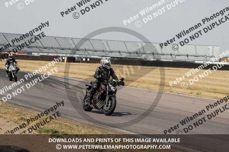 Rockingham no limits trackday;enduro digital images;event digital images;eventdigitalimages;no limits trackdays;peter wileman photography;racing digital images;rockingham raceway northamptonshire;rockingham trackday photographs;trackday digital images;trackday photos