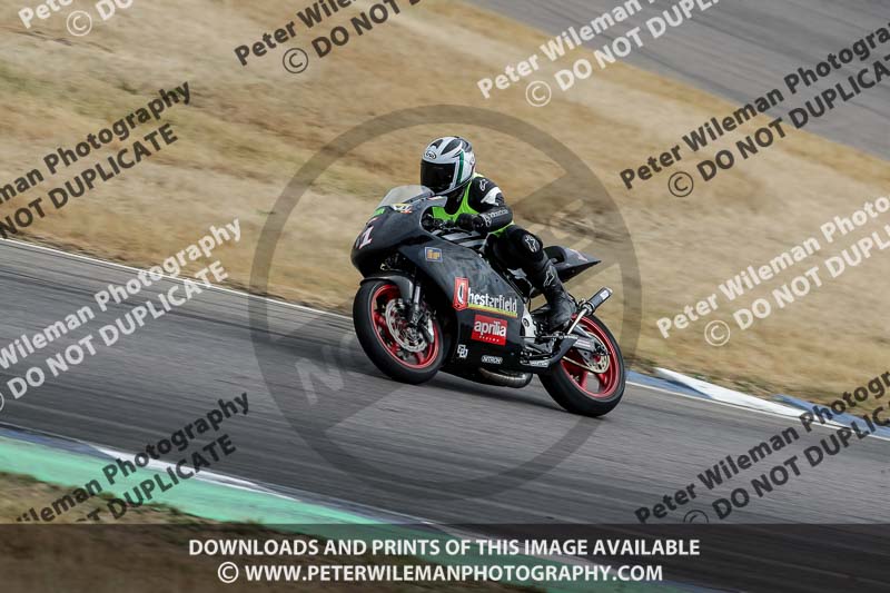 Rockingham no limits trackday;enduro digital images;event digital images;eventdigitalimages;no limits trackdays;peter wileman photography;racing digital images;rockingham raceway northamptonshire;rockingham trackday photographs;trackday digital images;trackday photos