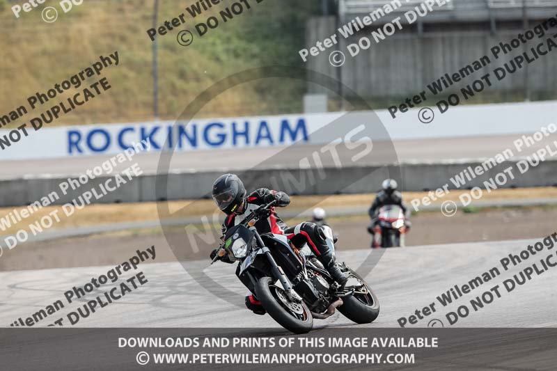 Rockingham no limits trackday;enduro digital images;event digital images;eventdigitalimages;no limits trackdays;peter wileman photography;racing digital images;rockingham raceway northamptonshire;rockingham trackday photographs;trackday digital images;trackday photos