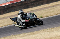 Rockingham-no-limits-trackday;enduro-digital-images;event-digital-images;eventdigitalimages;no-limits-trackdays;peter-wileman-photography;racing-digital-images;rockingham-raceway-northamptonshire;rockingham-trackday-photographs;trackday-digital-images;trackday-photos