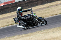 Rockingham-no-limits-trackday;enduro-digital-images;event-digital-images;eventdigitalimages;no-limits-trackdays;peter-wileman-photography;racing-digital-images;rockingham-raceway-northamptonshire;rockingham-trackday-photographs;trackday-digital-images;trackday-photos