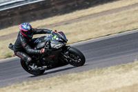 Rockingham-no-limits-trackday;enduro-digital-images;event-digital-images;eventdigitalimages;no-limits-trackdays;peter-wileman-photography;racing-digital-images;rockingham-raceway-northamptonshire;rockingham-trackday-photographs;trackday-digital-images;trackday-photos
