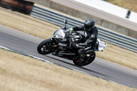 Rockingham-no-limits-trackday;enduro-digital-images;event-digital-images;eventdigitalimages;no-limits-trackdays;peter-wileman-photography;racing-digital-images;rockingham-raceway-northamptonshire;rockingham-trackday-photographs;trackday-digital-images;trackday-photos