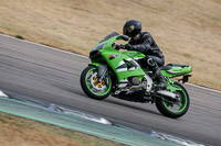 Rockingham-no-limits-trackday;enduro-digital-images;event-digital-images;eventdigitalimages;no-limits-trackdays;peter-wileman-photography;racing-digital-images;rockingham-raceway-northamptonshire;rockingham-trackday-photographs;trackday-digital-images;trackday-photos