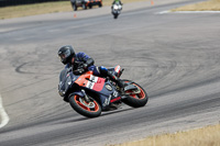 Rockingham-no-limits-trackday;enduro-digital-images;event-digital-images;eventdigitalimages;no-limits-trackdays;peter-wileman-photography;racing-digital-images;rockingham-raceway-northamptonshire;rockingham-trackday-photographs;trackday-digital-images;trackday-photos