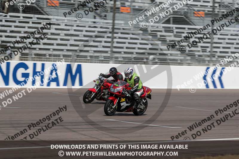 Rockingham no limits trackday;enduro digital images;event digital images;eventdigitalimages;no limits trackdays;peter wileman photography;racing digital images;rockingham raceway northamptonshire;rockingham trackday photographs;trackday digital images;trackday photos