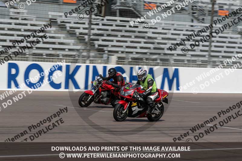 Rockingham no limits trackday;enduro digital images;event digital images;eventdigitalimages;no limits trackdays;peter wileman photography;racing digital images;rockingham raceway northamptonshire;rockingham trackday photographs;trackday digital images;trackday photos