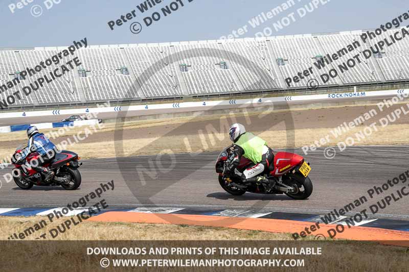 Rockingham no limits trackday;enduro digital images;event digital images;eventdigitalimages;no limits trackdays;peter wileman photography;racing digital images;rockingham raceway northamptonshire;rockingham trackday photographs;trackday digital images;trackday photos
