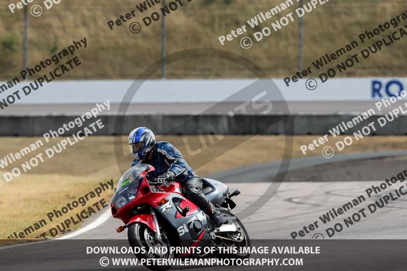 Rockingham no limits trackday;enduro digital images;event digital images;eventdigitalimages;no limits trackdays;peter wileman photography;racing digital images;rockingham raceway northamptonshire;rockingham trackday photographs;trackday digital images;trackday photos
