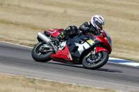 Rockingham-no-limits-trackday;enduro-digital-images;event-digital-images;eventdigitalimages;no-limits-trackdays;peter-wileman-photography;racing-digital-images;rockingham-raceway-northamptonshire;rockingham-trackday-photographs;trackday-digital-images;trackday-photos