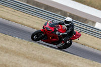 Rockingham-no-limits-trackday;enduro-digital-images;event-digital-images;eventdigitalimages;no-limits-trackdays;peter-wileman-photography;racing-digital-images;rockingham-raceway-northamptonshire;rockingham-trackday-photographs;trackday-digital-images;trackday-photos