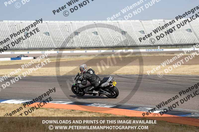 Rockingham no limits trackday;enduro digital images;event digital images;eventdigitalimages;no limits trackdays;peter wileman photography;racing digital images;rockingham raceway northamptonshire;rockingham trackday photographs;trackday digital images;trackday photos