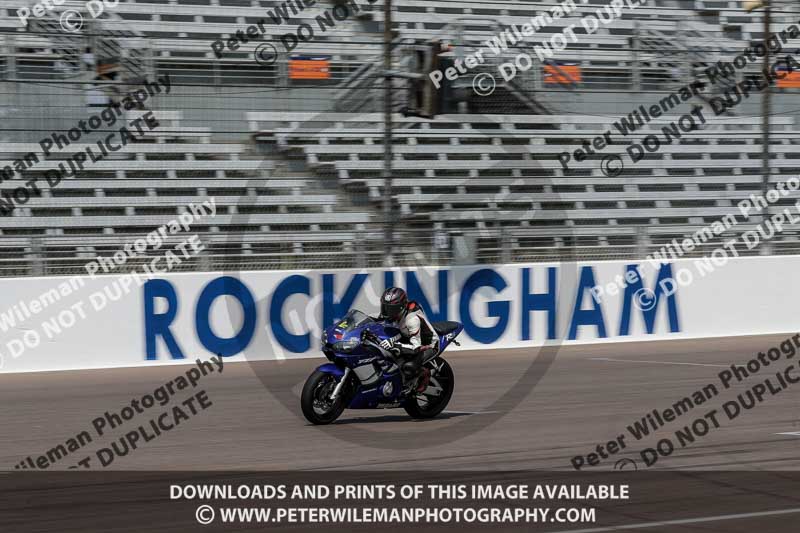 Rockingham no limits trackday;enduro digital images;event digital images;eventdigitalimages;no limits trackdays;peter wileman photography;racing digital images;rockingham raceway northamptonshire;rockingham trackday photographs;trackday digital images;trackday photos