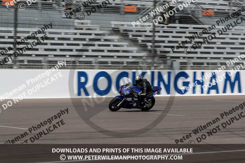 Rockingham no limits trackday;enduro digital images;event digital images;eventdigitalimages;no limits trackdays;peter wileman photography;racing digital images;rockingham raceway northamptonshire;rockingham trackday photographs;trackday digital images;trackday photos