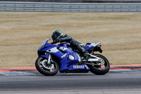Rockingham-no-limits-trackday;enduro-digital-images;event-digital-images;eventdigitalimages;no-limits-trackdays;peter-wileman-photography;racing-digital-images;rockingham-raceway-northamptonshire;rockingham-trackday-photographs;trackday-digital-images;trackday-photos
