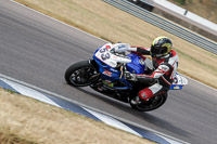Rockingham-no-limits-trackday;enduro-digital-images;event-digital-images;eventdigitalimages;no-limits-trackdays;peter-wileman-photography;racing-digital-images;rockingham-raceway-northamptonshire;rockingham-trackday-photographs;trackday-digital-images;trackday-photos