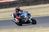 Rockingham-no-limits-trackday;enduro-digital-images;event-digital-images;eventdigitalimages;no-limits-trackdays;peter-wileman-photography;racing-digital-images;rockingham-raceway-northamptonshire;rockingham-trackday-photographs;trackday-digital-images;trackday-photos