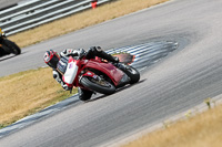 Rockingham-no-limits-trackday;enduro-digital-images;event-digital-images;eventdigitalimages;no-limits-trackdays;peter-wileman-photography;racing-digital-images;rockingham-raceway-northamptonshire;rockingham-trackday-photographs;trackday-digital-images;trackday-photos