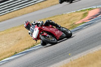 Rockingham-no-limits-trackday;enduro-digital-images;event-digital-images;eventdigitalimages;no-limits-trackdays;peter-wileman-photography;racing-digital-images;rockingham-raceway-northamptonshire;rockingham-trackday-photographs;trackday-digital-images;trackday-photos