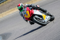 Rockingham-no-limits-trackday;enduro-digital-images;event-digital-images;eventdigitalimages;no-limits-trackdays;peter-wileman-photography;racing-digital-images;rockingham-raceway-northamptonshire;rockingham-trackday-photographs;trackday-digital-images;trackday-photos