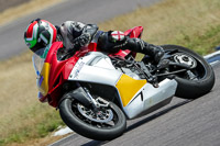 Rockingham-no-limits-trackday;enduro-digital-images;event-digital-images;eventdigitalimages;no-limits-trackdays;peter-wileman-photography;racing-digital-images;rockingham-raceway-northamptonshire;rockingham-trackday-photographs;trackday-digital-images;trackday-photos