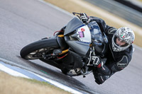 Advanced Group Silver/Grey Bikes