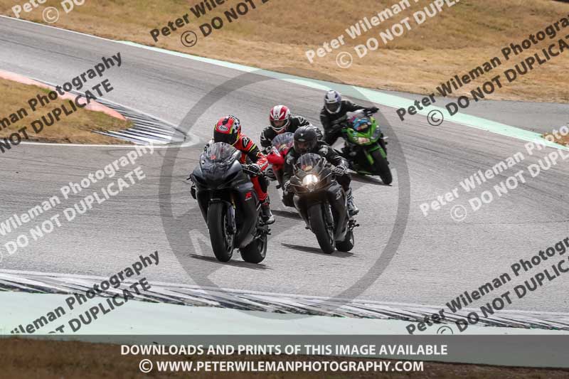Rockingham no limits trackday;enduro digital images;event digital images;eventdigitalimages;no limits trackdays;peter wileman photography;racing digital images;rockingham raceway northamptonshire;rockingham trackday photographs;trackday digital images;trackday photos