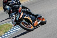 Rockingham-no-limits-trackday;enduro-digital-images;event-digital-images;eventdigitalimages;no-limits-trackdays;peter-wileman-photography;racing-digital-images;rockingham-raceway-northamptonshire;rockingham-trackday-photographs;trackday-digital-images;trackday-photos