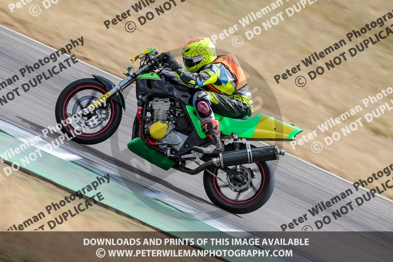 Rockingham no limits trackday;enduro digital images;event digital images;eventdigitalimages;no limits trackdays;peter wileman photography;racing digital images;rockingham raceway northamptonshire;rockingham trackday photographs;trackday digital images;trackday photos