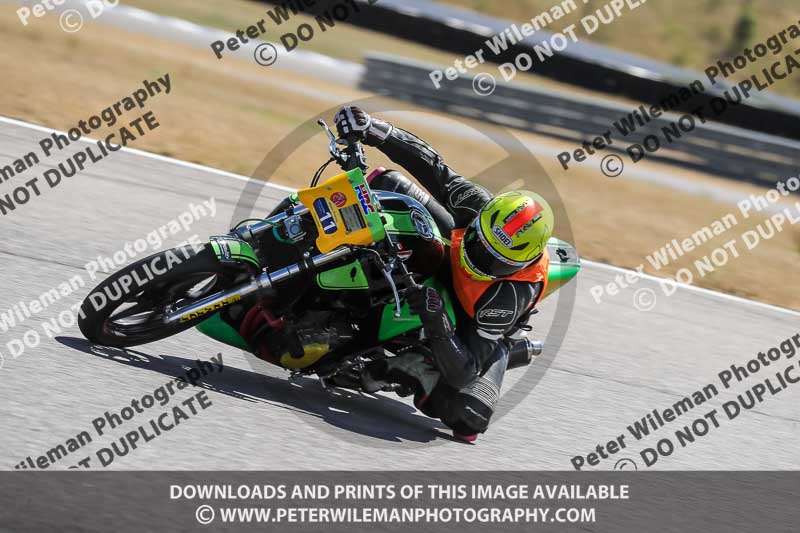 Rockingham no limits trackday;enduro digital images;event digital images;eventdigitalimages;no limits trackdays;peter wileman photography;racing digital images;rockingham raceway northamptonshire;rockingham trackday photographs;trackday digital images;trackday photos